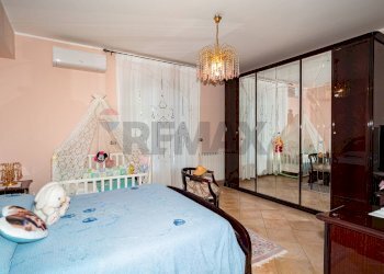 Foto 38 - Villa Via Duccio Galimberti
 
111, Santa Venerina - photo 38