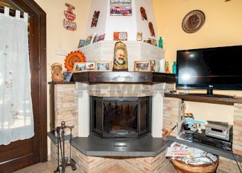 Foto 41 - Villa Via Duccio Galimberti
 
111, Santa Venerina - photo 41