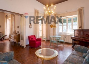 Sala da pranzo - Villa Via Francesco Crispi
 
50, Trecastagni - photo 37