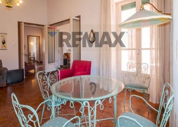 Sala da pranzo - Villa Via Francesco Crispi
 
50, Trecastagni - photo 39