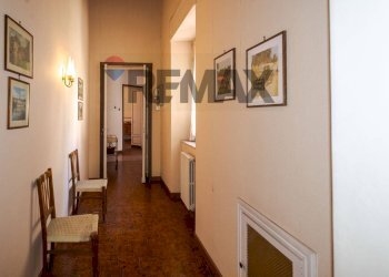 Hall / corridoio - Villa Via Francesco Crispi
 
50, Trecastagni - photo 58