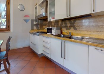 Cucina - Casa semi indipendente Via Pescarella 23, Pietrasanta - foto 7