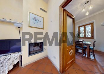 Sala da pranzo - Casa semi indipendente Via Pescarella
 
23, Pietrasanta - foto 6