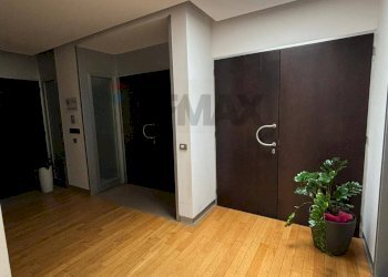 Hall / corridoio - Locale Commerciale Montevarchi - foto 2