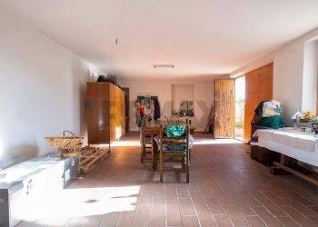 Sala da pranzo - Independent house Via Monaci Silvestrini
 
21, Arcevia - photo 22