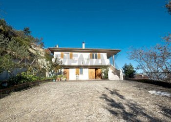 Casa all\'aperto - Independent house Via Monaci Silvestrini
 
21, Arcevia - photo 51