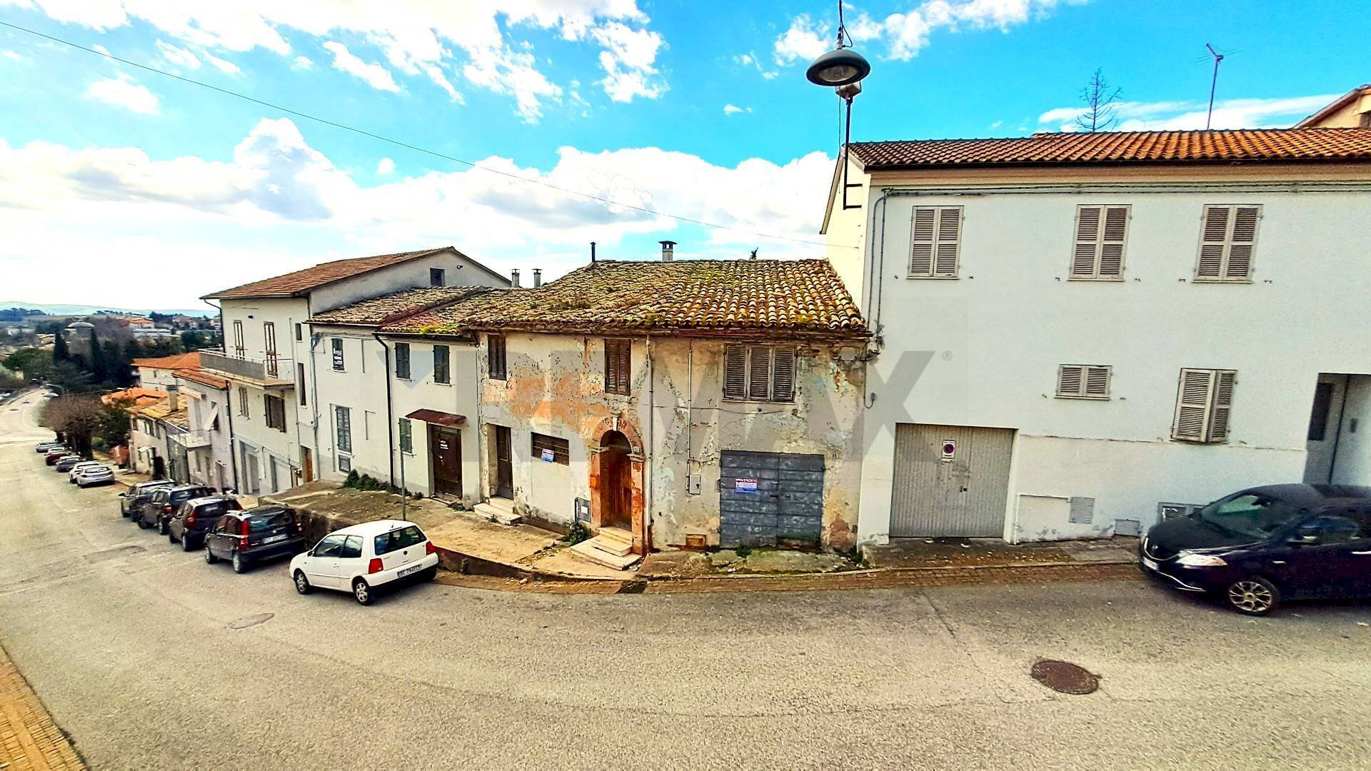 Casa all\'aperto - Casa semi indipendente via Mazzini
 
24, 22, San Marcello - foto 1