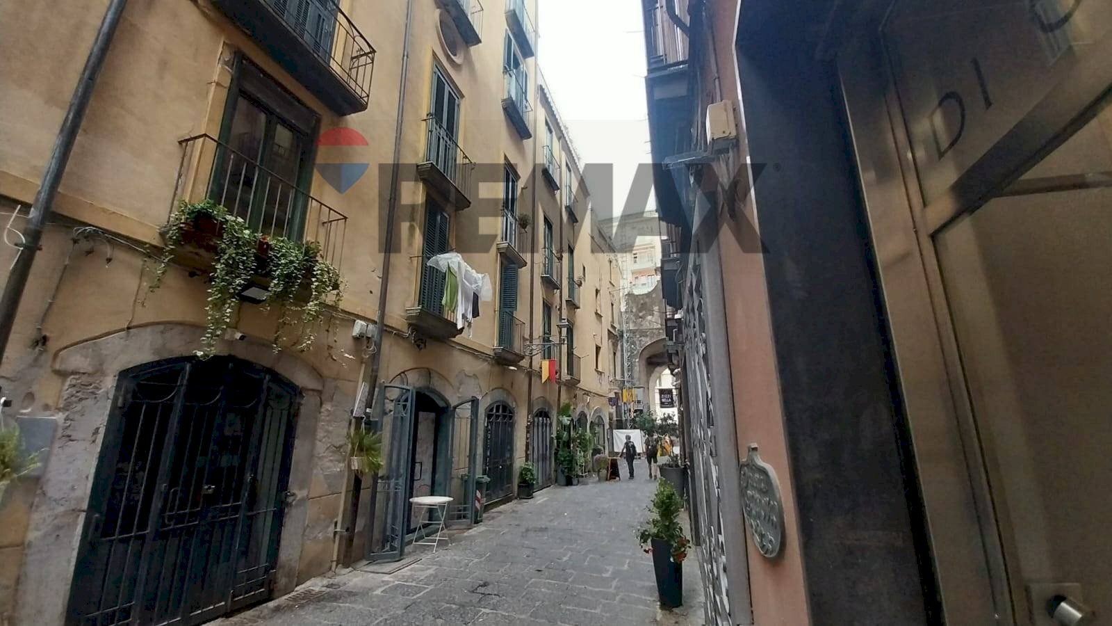 Edificio all\'aperto - Locale Commerciale Via Portanova
18, Salerno - foto 3