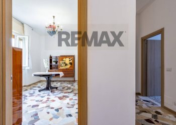 Hall / corridoio - Three-room apartment VIA PASCOLI
 
4, Carnate - photo 8
