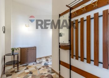Hall / corridoio - Three-room apartment VIA PASCOLI
 
4, Carnate - photo 10