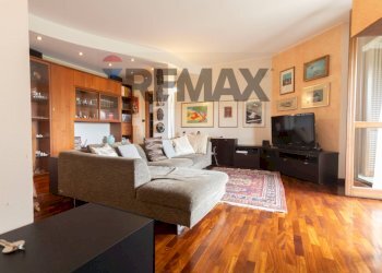 Soggiorno - Apartment Via Bernina
 
16, Desio - photo 3
