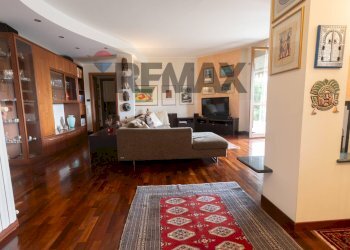 Soggiorno - Apartment Via Bernina
 
16, Desio - photo 7