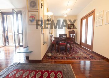 Sala da pranzo - Apartment Via Bernina
 
16, Desio - photo 11