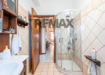 Bagno - Four-room apartment Via Torricelli
 
6, Mascalucia - photo 17