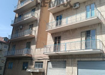 Edificio all\'aperto - Trilocale Via Gaetano Donizzetti
 
8, Enna - foto 1