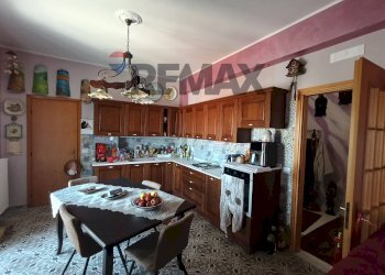 Cucina - Trilocale Via Gaetano Donizzetti
 
8, Enna - foto 5