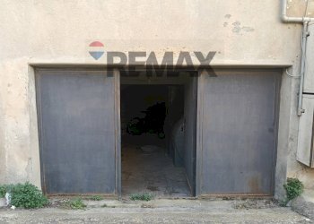 Parcheggio - Trilocale Via Gaetano Donizzetti
 
8, Enna - foto 21