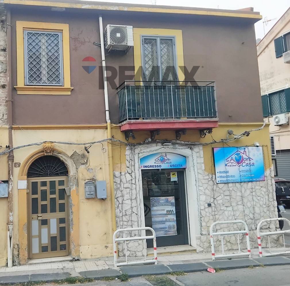 Edificio all\'aperto - Three-room apartment comunale camaro
 
86, Messina - photo 1