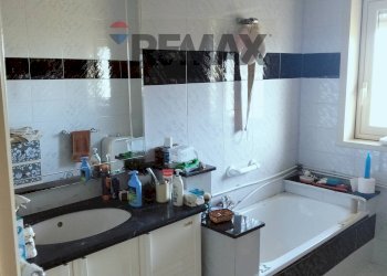Bagno - Appartamento Salvo D'Aquisto
 
13, Caltanissetta - foto 11