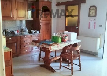Sala da pranzo - Appartamento Salvo D'Aquisto
 
13, Caltanissetta - foto 23