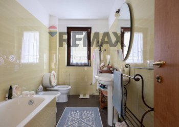 Bagno - Quadrilocale Via Barcellona
 
30/A, Acireale - foto 23