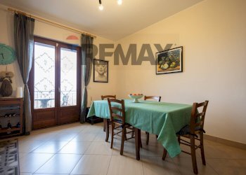 Sala da pranzo - Quadrilocale Via Barcellona
 
30/A, Acireale - foto 29