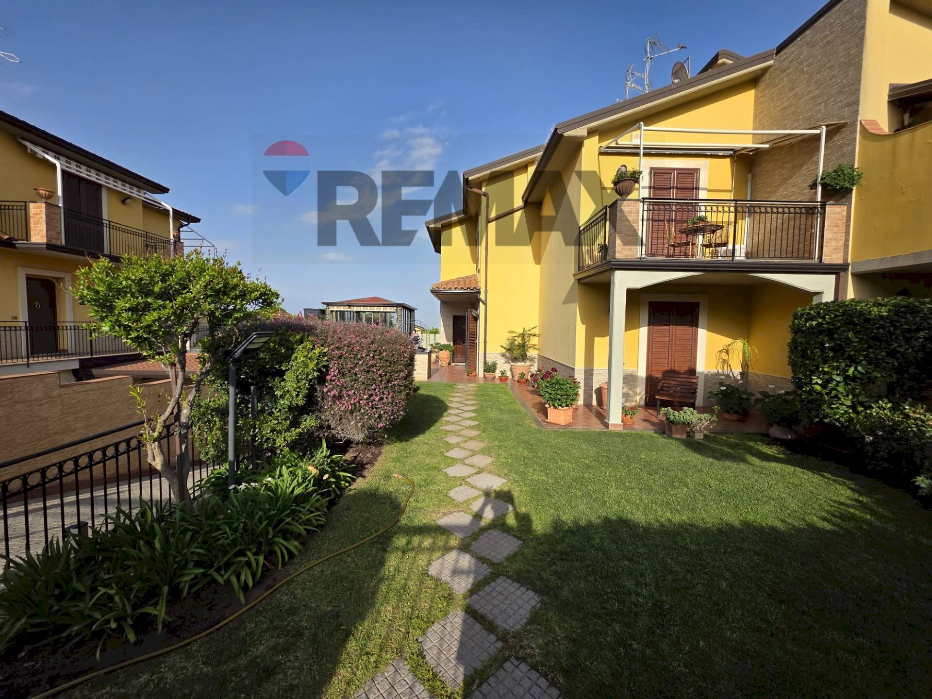 Casa all\'aperto - Terraced Villa Via Maria Grazia Cutuli
 
15, Viagrande - photo 1