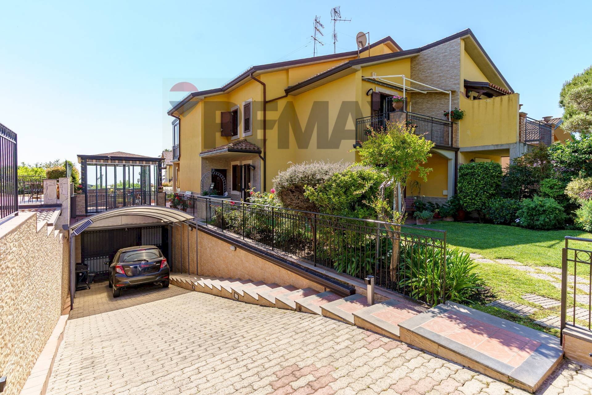 Casa all\'aperto - Terraced Villa Via Maria Grazia Cutuli
15, Viagrande - photo 2