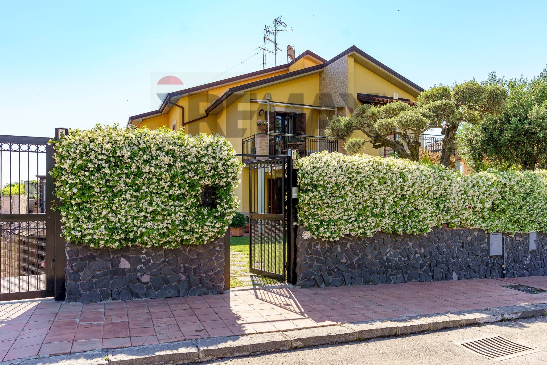 Casa all\'aperto - Terraced Villa Via Maria Grazia Cutuli
15, Viagrande - photo 3