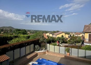 Piscina - Terraced Villa Via Maria Grazia Cutuli
 
15, Viagrande - photo 19