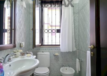 Bagno - Terraced Villa Via Maria Grazia Cutuli
 
15, Viagrande - photo 38