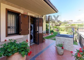 Terrazza - Villa a Schiera Via Maria Grazia Cutuli
 
15, Viagrande - foto 6