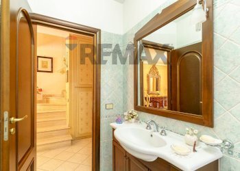 Bagno - Villa a Schiera Via Maria Grazia Cutuli
 
15, Viagrande - foto 25