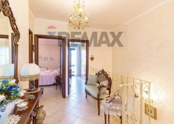 Hall / corridoio - Villa a Schiera Via Maria Grazia Cutuli
 
15, Viagrande - foto 28