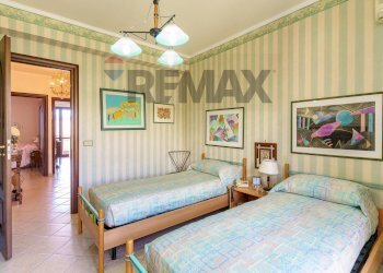 Camera / camera da letto - Villa a Schiera Via Maria Grazia Cutuli
 
15, Viagrande - foto 31