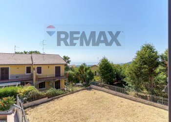 Casa all\'aperto - Villa a Schiera Via Maria Grazia Cutuli
 
15, Viagrande - foto 46