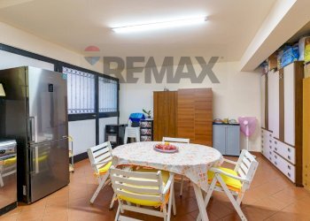Sala da pranzo - Villa a Schiera Via Maria Grazia Cutuli
 
15, Viagrande - foto 64