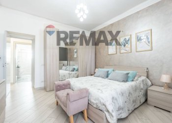 Camera / camera da letto - Four-room apartment Viale Principe Umberto
 
152, Caltagirone - photo 15
