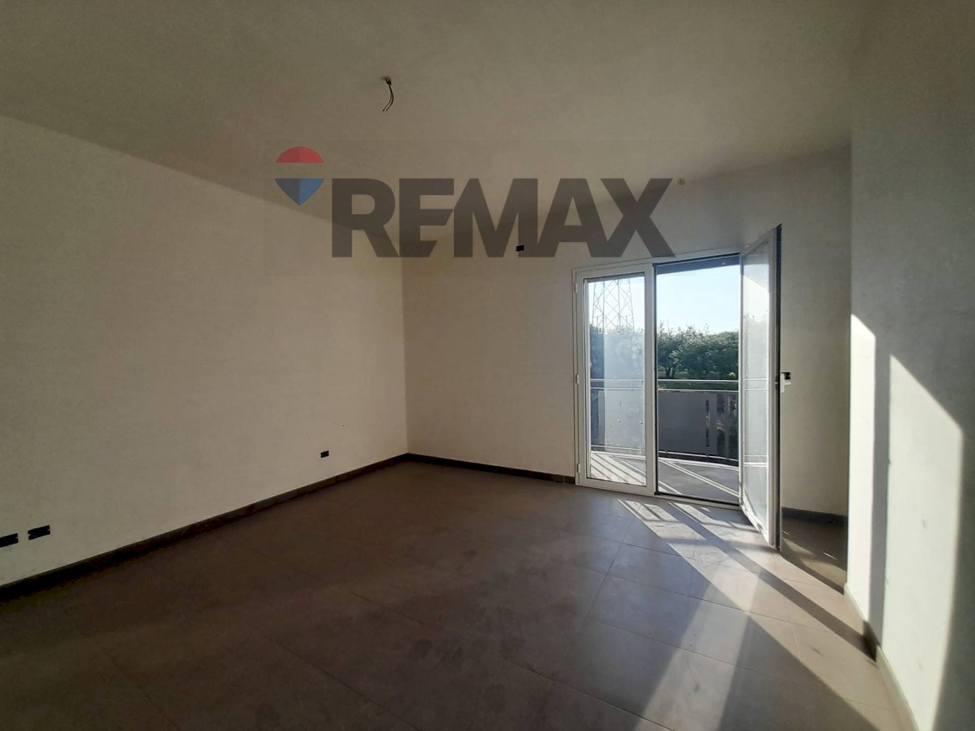 Stanza vuota - Three-room apartment Via: ROMA, Camporotondo Etneo - photo 2