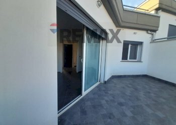 Terrazza - Three-room apartment Via: ROMA, Camporotondo Etneo - photo 18