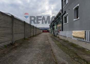 Edificio all\'aperto - Capannone via carlo emilio gadda
 
3, San Donato Milanese - foto 4