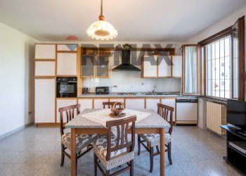 Cucina - Casa indipendente VIA CORNEDOLE
 
89, Castelnovo di Sotto - foto 12