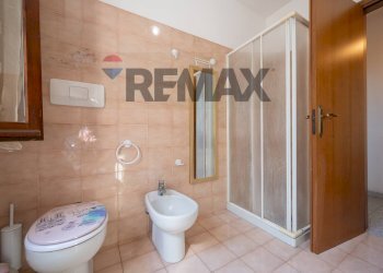 Bagno - Casa indipendente VIA CORNEDOLE
 
89, Castelnovo di Sotto - foto 17