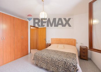 Camera / camera da letto - Casa indipendente VIA CORNEDOLE
 
89, Castelnovo di Sotto - foto 21