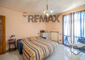 Camera / camera da letto - Casa indipendente VIA CORNEDOLE
 
89, Castelnovo di Sotto - foto 36