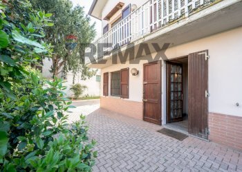 Casa all\'aperto - Casa indipendente VIA CORNEDOLE
 
89, Castelnovo di Sotto - foto 49
