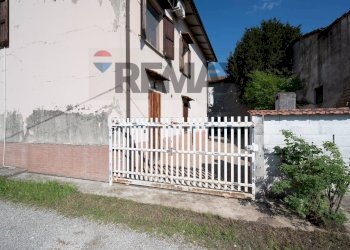 Casa all\'aperto - Casa indipendente VIA CORNEDOLE
 
89, Castelnovo di Sotto - foto 56