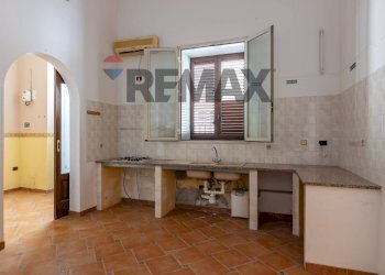 Cucina - Casa indipendente VIA EMILIO ZOLA
 
3, Avola - foto 5