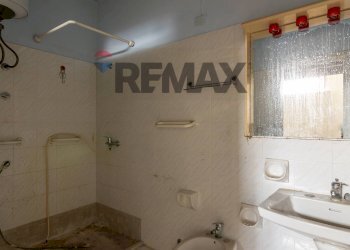 Bagno - Bilocale VIA EMILIO ZOLA
 
3, Avola - foto 7