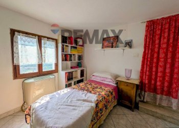Camera / camera da letto - Independent house Piancogno - photo 13